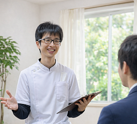うめまつ整骨院院長のカウンセリング