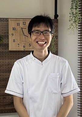 うめまつ整骨院の院長
